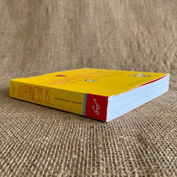 HAPPINESS IS 500 Things To Be Happy About Book - Picture 4 of 15